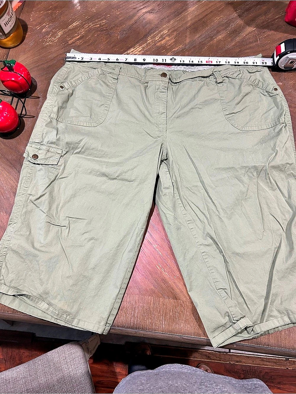 Avenue Men's Green Cargo Shorts